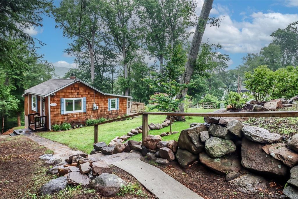 69 Forest Drive, Newtown, CT 06482
