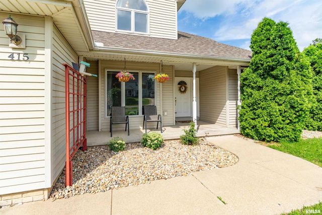 415 MACKENZIE Place, Germantown Hills, IL 61548