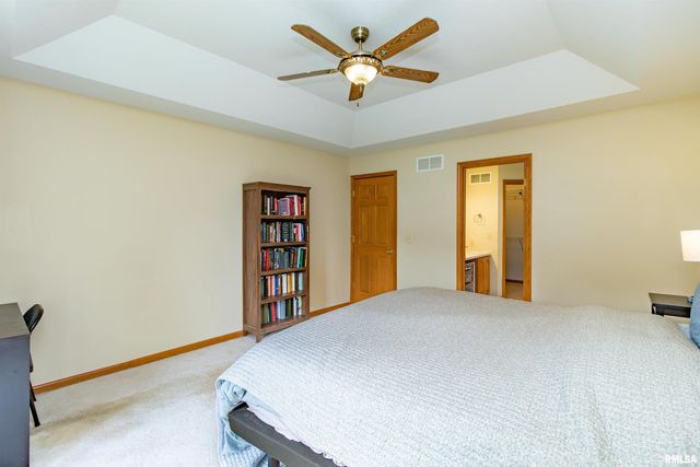 415 MACKENZIE Place, Germantown Hills, IL 61548