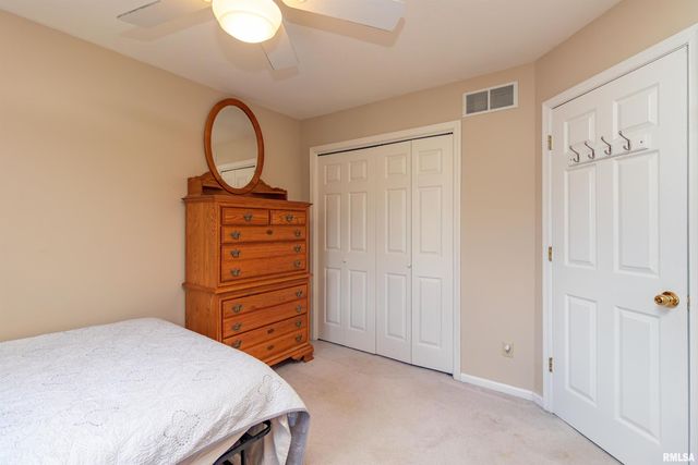 415 MACKENZIE Place, Germantown Hills, IL 61548