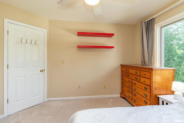 415 MACKENZIE Place, Germantown Hills, IL 61548
