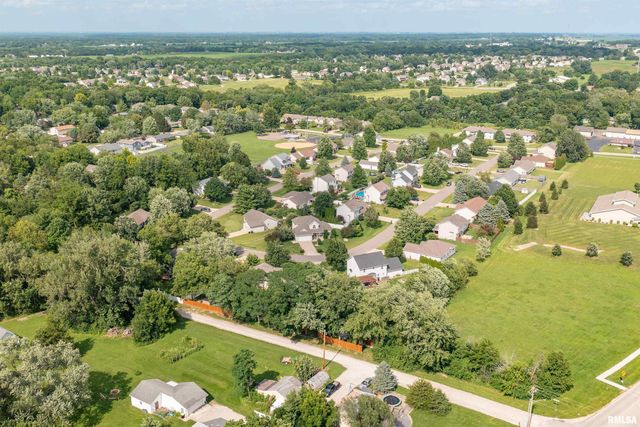 415 MACKENZIE Place, Germantown Hills, IL 61548