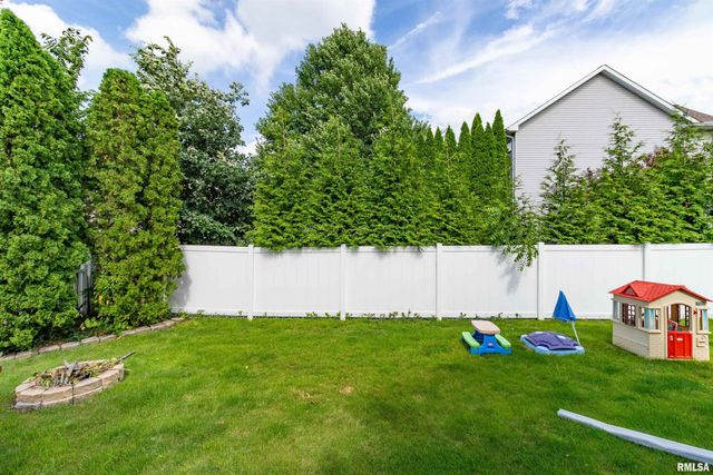 415 MACKENZIE Place, Germantown Hills, IL 61548