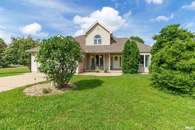 415 MACKENZIE Place, Germantown Hills, IL 61548