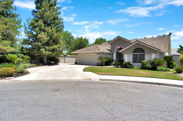 7672 N Dante Avenue, Fresno, CA 93722