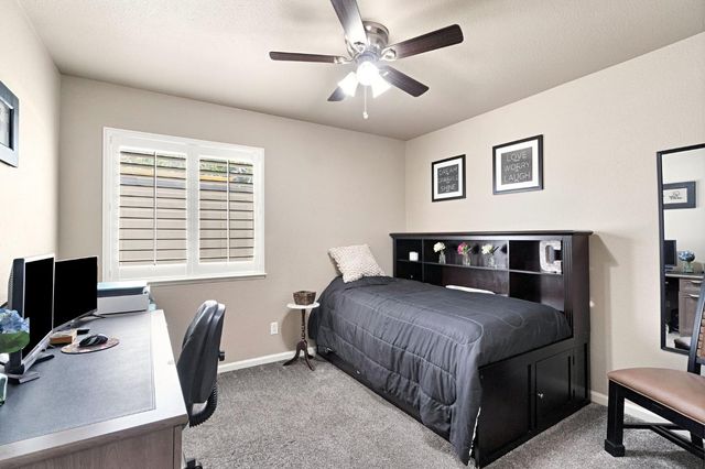 7672 N Dante Avenue, Fresno, CA 93722