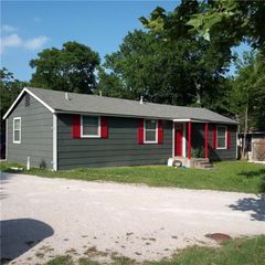 608 1/2 Genard ST A, Austin, TX 78751