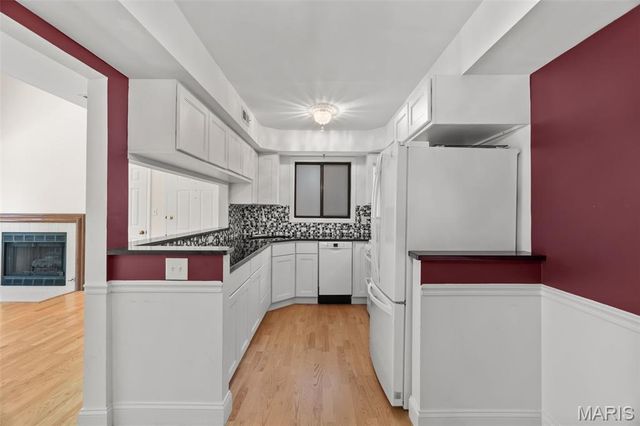 5168 Hollow Wood Court D, St Louis, MO 63128