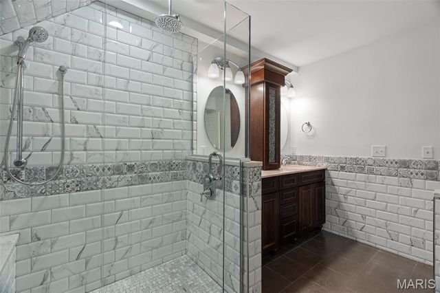 5168 Hollow Wood Court D, St Louis, MO 63128