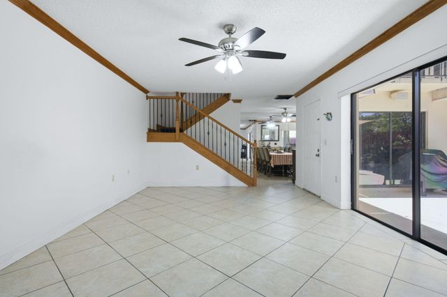 2883 SW 22nd Circle 51a, Delray Beach, FL 33445