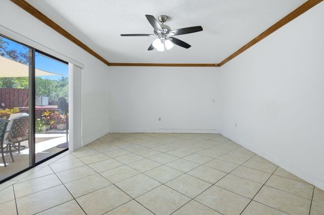 2883 SW 22nd Circle 51a, Delray Beach, FL 33445