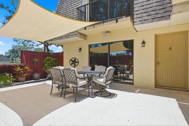 2883 SW 22nd Circle 51a, Delray Beach, FL 33445