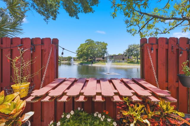 2883 SW 22nd Circle 51a, Delray Beach, FL 33445