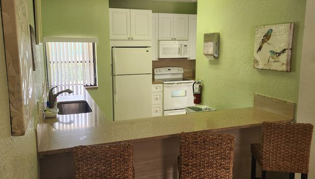 2883 SW 22nd Circle 51a, Delray Beach, FL 33445