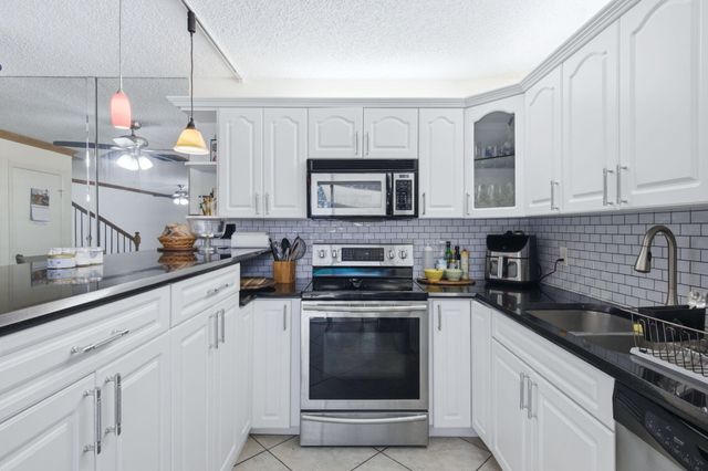 2883 SW 22nd Circle 51a, Delray Beach, FL 33445