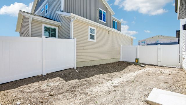 115 N PROVO RIVER RD, Saratoga Springs, UT 84045