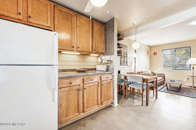 356 S Paseo Quinta Apt D, Green Valley, AZ 85614