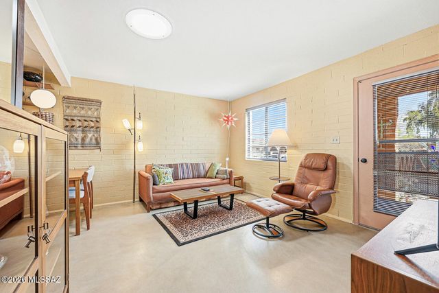 356 S Paseo Quinta Apt D, Green Valley, AZ 85614