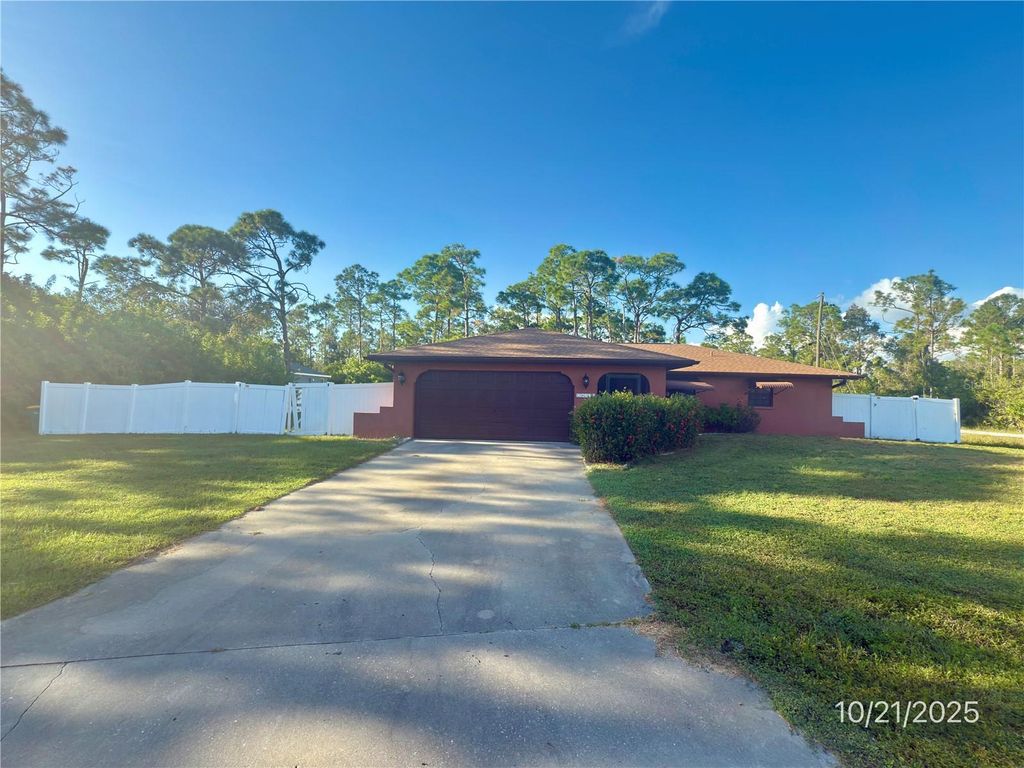 28350 JARDIN AVENUE, Punta Gorda, FL 33955