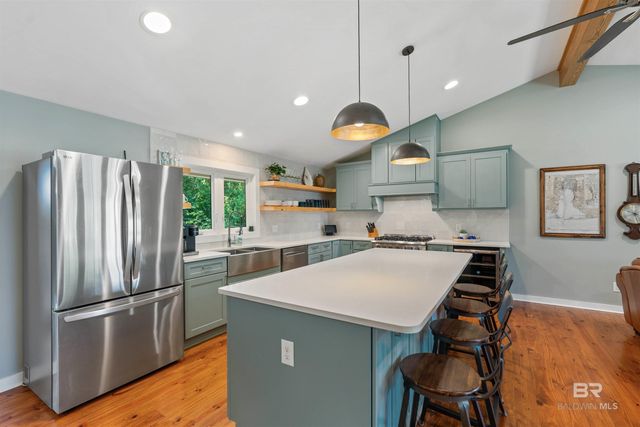 206 Volanta Avenue, Fairhope, AL 36532