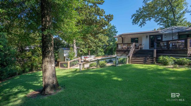 206 Volanta Avenue, Fairhope, AL 36532