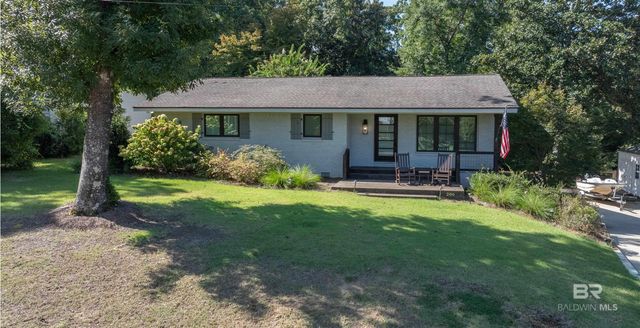 206 Volanta Avenue, Fairhope, AL 36532