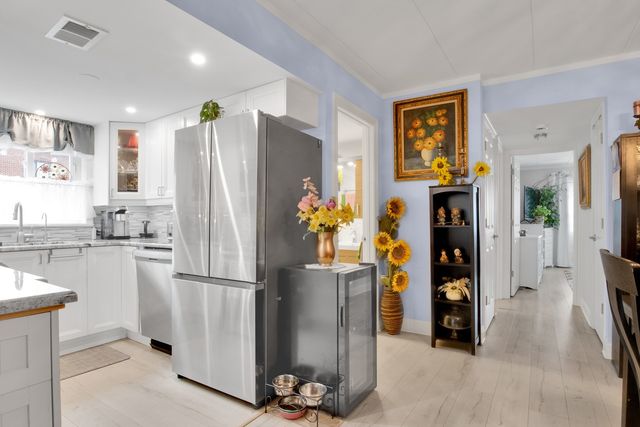 7012 98th Street 1A, Chicago Ridge, IL 60415