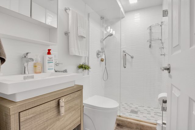 7012 98th Street 1A, Chicago Ridge, IL 60415