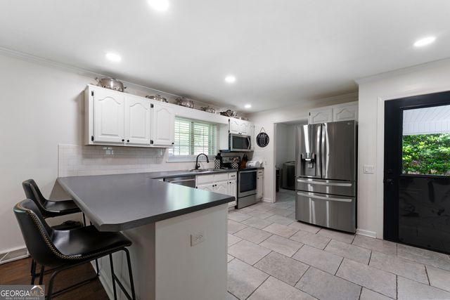 212 Sherwood Drive, Calhoun, GA 30701