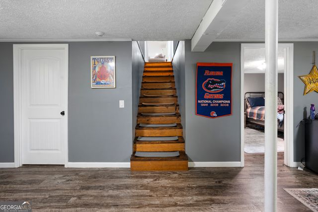 212 Sherwood Drive, Calhoun, GA 30701