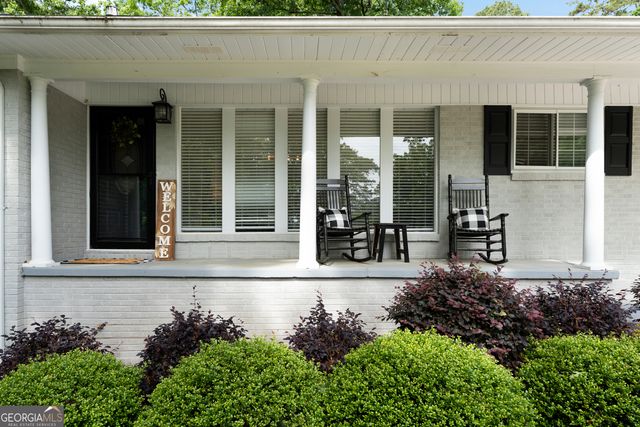 212 Sherwood Drive, Calhoun, GA 30701
