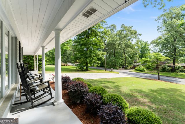 212 Sherwood Drive, Calhoun, GA 30701