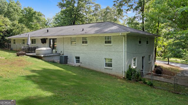 212 Sherwood Drive, Calhoun, GA 30701