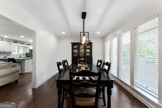 212 Sherwood Drive, Calhoun, GA 30701