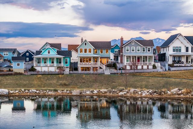 10962 S PADDLE BOARD WAY, South Jordan, UT 84009