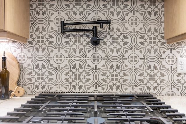 10962 S PADDLE BOARD WAY, South Jordan, UT 84009