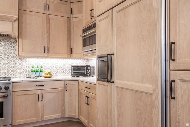 10962 S PADDLE BOARD WAY, South Jordan, UT 84009