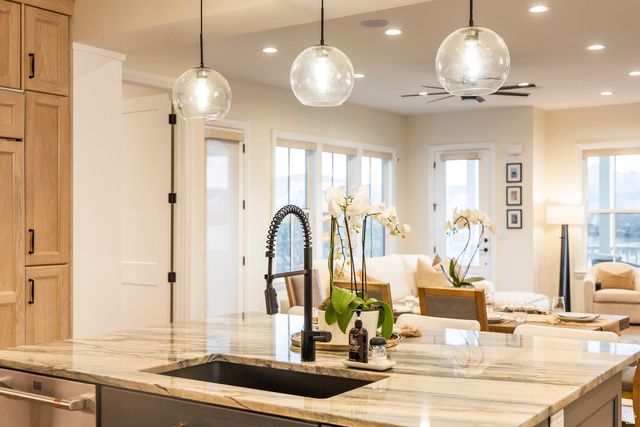 10962 S PADDLE BOARD WAY, South Jordan, UT 84009