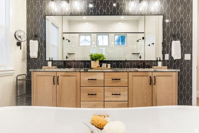 10962 S PADDLE BOARD WAY, South Jordan, UT 84009