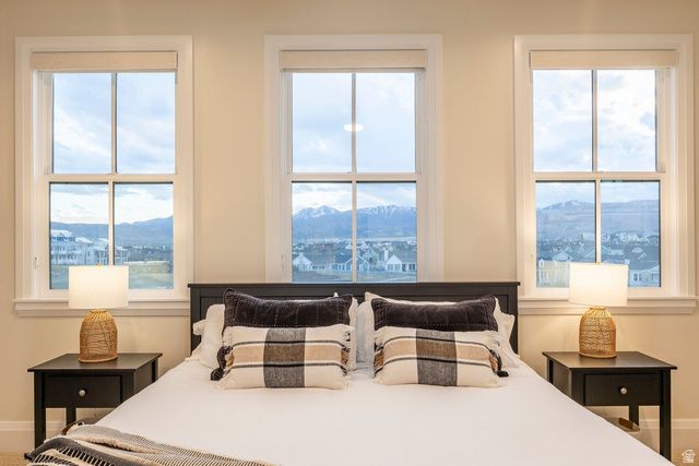 10962 S PADDLE BOARD WAY, South Jordan, UT 84009