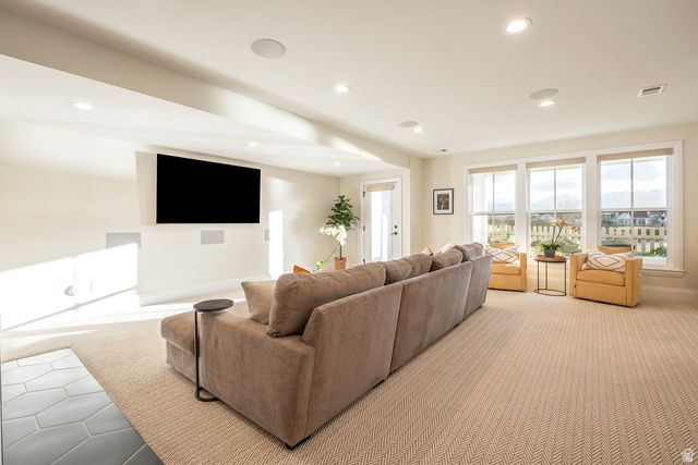 10962 S PADDLE BOARD WAY, South Jordan, UT 84009