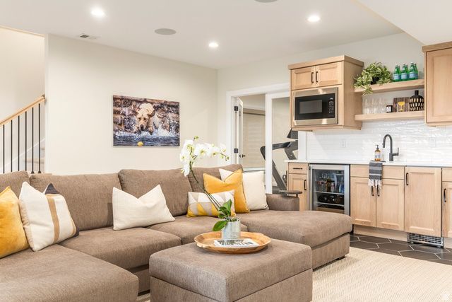 10962 S PADDLE BOARD WAY, South Jordan, UT 84009