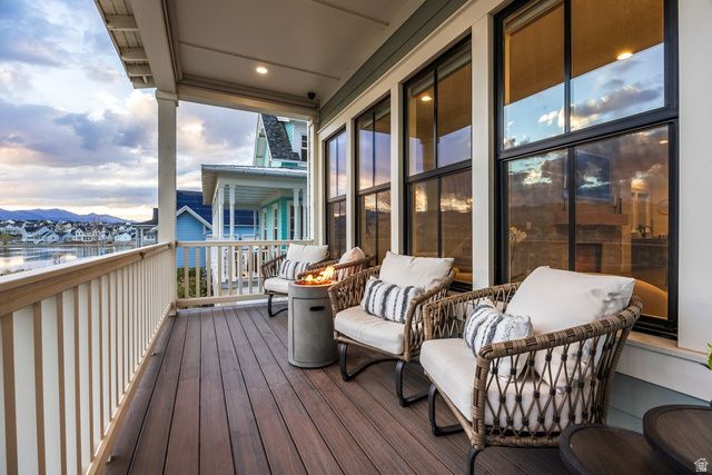 10962 S PADDLE BOARD WAY, South Jordan, UT 84009