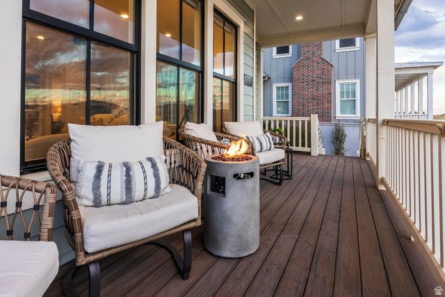 10962 S PADDLE BOARD WAY, South Jordan, UT 84009