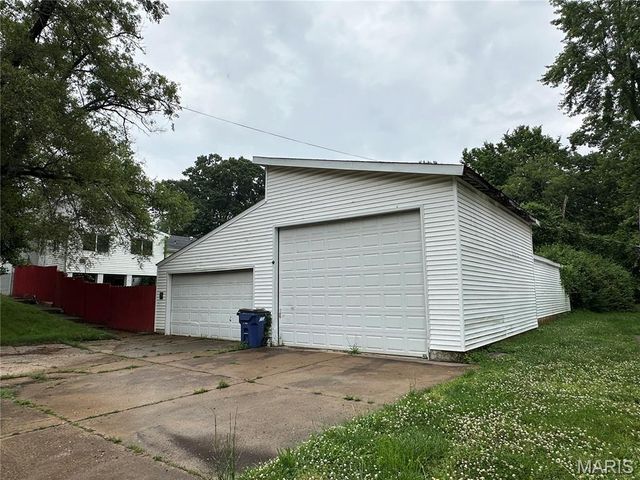 720 Tiffin Avenue, Ferguson, MO 63135
