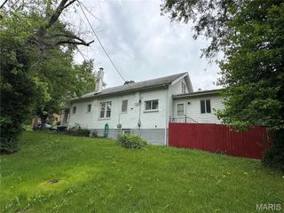 720 Tiffin Avenue, Ferguson, MO 63135