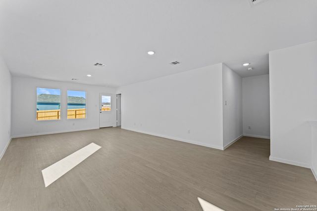 3812 Swift Fox Rd, New Braunfels, TX 78130