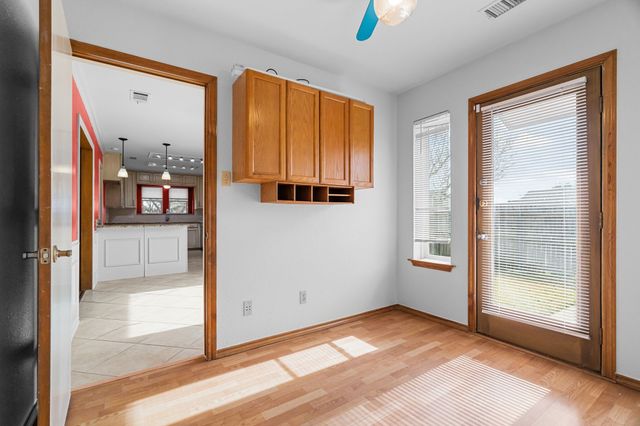 7401 Spring Lea Way, North Richland Hills, TX 76182