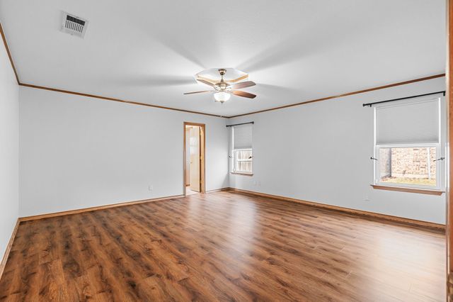 7401 Spring Lea Way, North Richland Hills, TX 76182