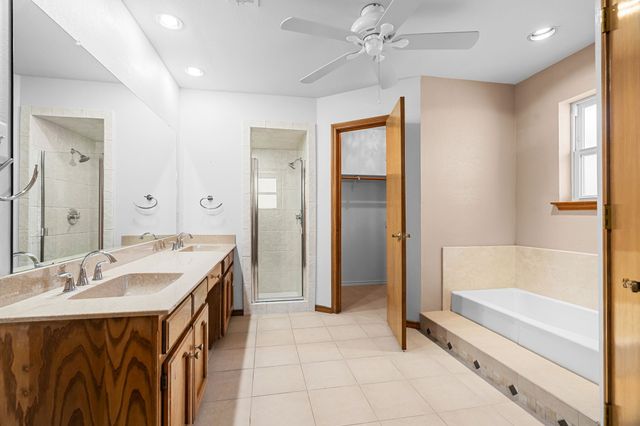 7401 Spring Lea Way, North Richland Hills, TX 76182